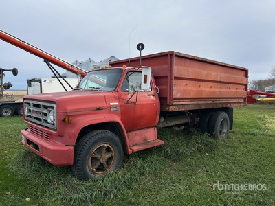 1979 GMC 6000 Sierra 4x2 Grain Truck