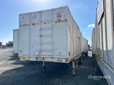 1968 Brown S/A Lead Hopper Bottom Grain Trailer