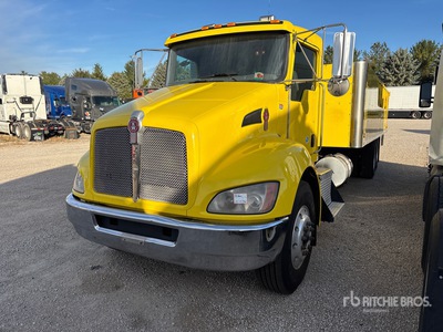 2014 Kenworth T370 6x4 شاحنة مسطحة