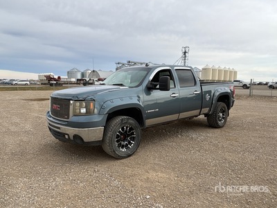 2008 GMC Sierra 2500HD 4x4 Crew Cab Pickup
