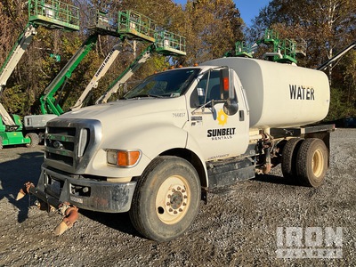 2015 Ford F-650 XL 2000 gal 4x2 Water Truck