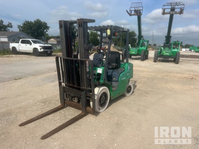 2014 Mitsubishi FG25N4 4500 lb Pneumatic Tire رافعة شوكية
