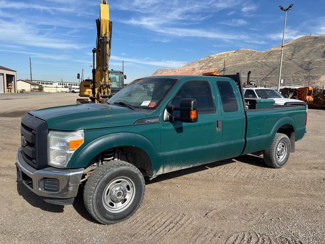 2015 Ford F-250 4x4 Extended Cab Pickup