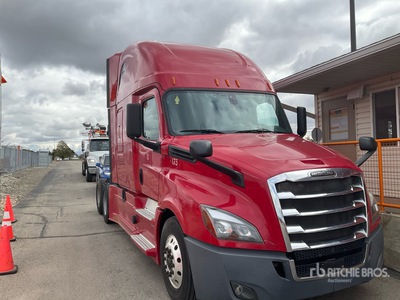2020 Freightliner Cascadia 116 Sleeper Truck Tractor