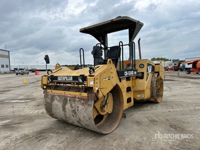 2003 Cat CB-534D Compacteur  double bille