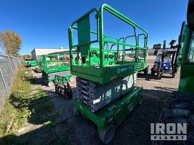 2016 Genie GS4047DC Electric Scissor Lift