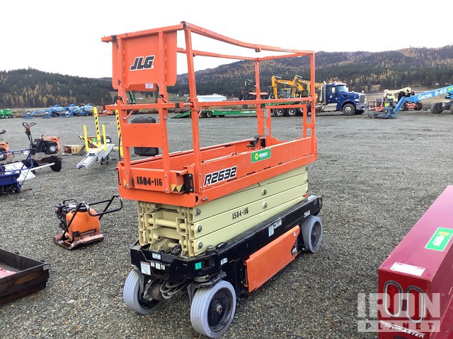 ELEVADOR TIJERA 2021 JLG R2632
