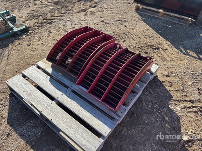 Quantity of (4) Combine Concave - Fits Case IH