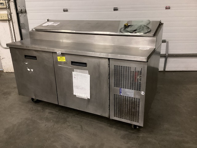 Randell 8268N Refrigerated Raised Rail Prep Table