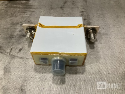 (5) Oakland Industries 44-7-S-H-N-SI-W.P Circuit Breakers