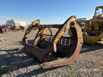 108 in Q/C Log Wheel Loader Grapple