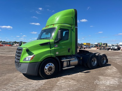 2021 Freightliner Cascadia 116 6x4 T/A Day Cab Truck Tractor