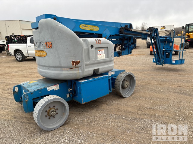 ELEVADOR ARTICULADO 2014 GENIE Z4023NRJ