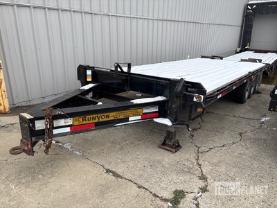2018 Cornelius 20+5 25 ft Tri/A Equipment Trailer
