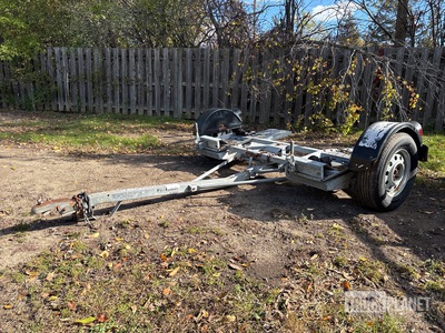 2004 (unverified) Demco GT200 Car Tow Dolly