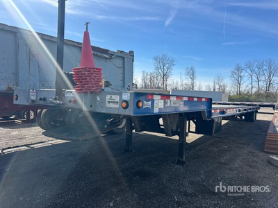 2014 Landoll 48 ft S/A Sliding Axle Trailer