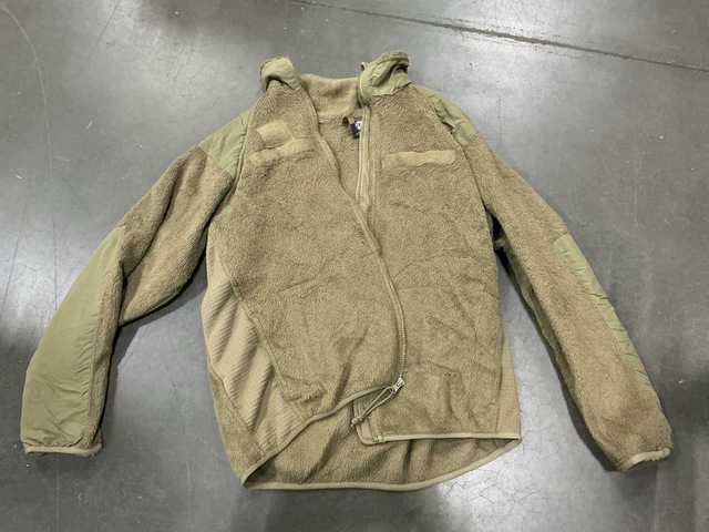 (34) Cold Weather Jackets