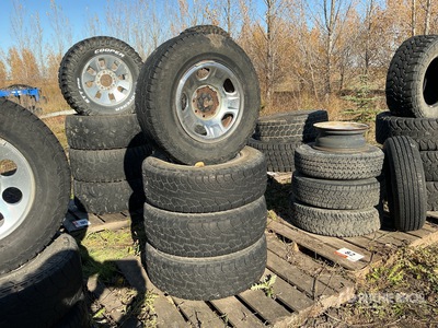 Quantity of (4) 275/70R18 Dynapro Tires Tires