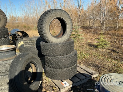 Quantity of (4) 35/12.5R18 Toyo Tires Tires
