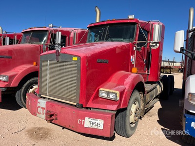 2011 Kenworth T800 6x4 T/A Sleeper Truck Tractor (Inoperable)