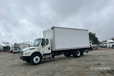 2017 Freightliner M2 106 4x2 Camion fourgon