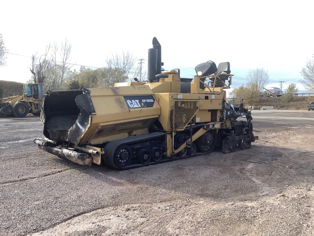 Cat AP1055D Asphalt Paver