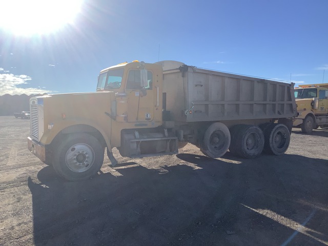 1995 Freightliner FLD120 8x4 Tri/A Dump Truck