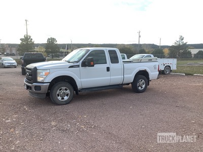 2012 Ford F-250 4x4 Crew Cab Pickup