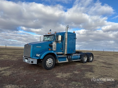 2015 Kenworth T800 6x4 تراكتور شاحنة كابينة النوم (ثنائية المحور)