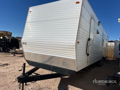 2018 Allen Camper Manufacturing 32 ft T/A Travel Trailer