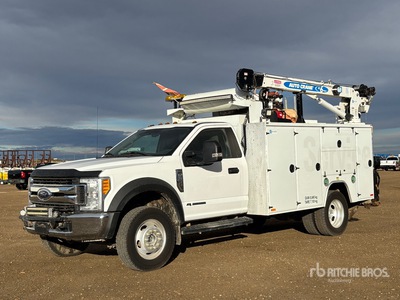 2017 Ford F-550 XLT 4x4 Camion de service
