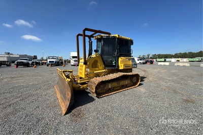2014 Komatsu D37PX-23 Pelleteuse à chenilles