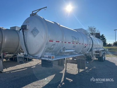 2011 Stephens 8400 gal T/A Tanker Trailer