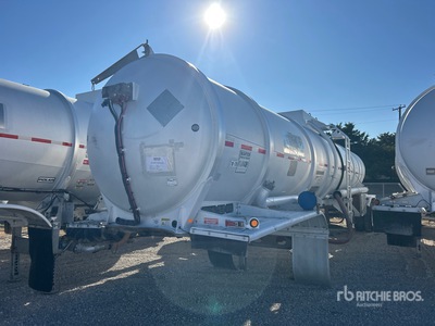 2011 Heil 8400 gal T/A Tanker Trailer
