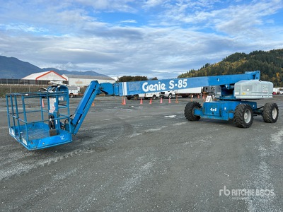 2001 Genie S-85 D/F 4WD Dual Fuel Plataforma Elevadora Telescópica