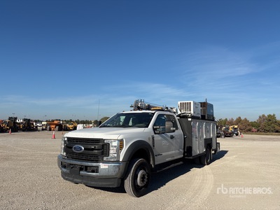 2019 Ford F-550 4x4 Extended Cab Service Truck