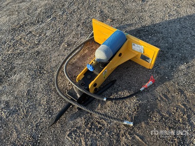 2025 STARVOX SV-11-10T Mini Skid Steer Breaker (Unused)