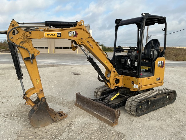 2022 Cat 303 CR Mini Excavator 2022 Cat 303 CR Mini Excavator