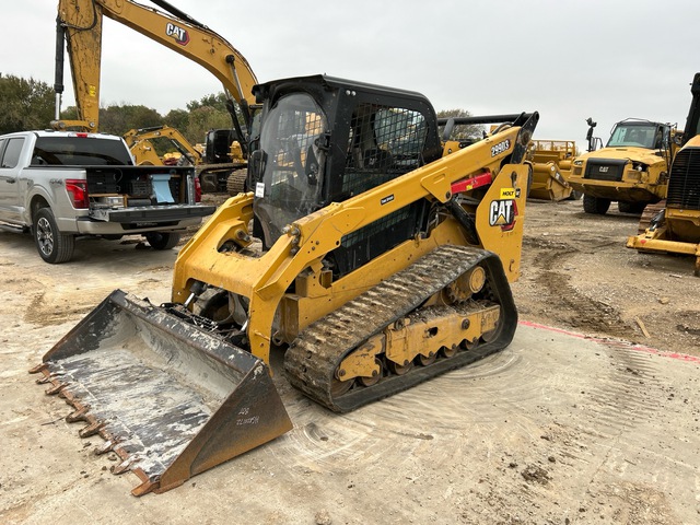2022 (unverified) Cat 299D3 Two-Speed Compact Track Loader