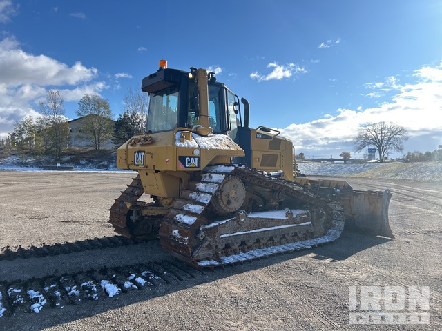 TOPADOR FRONTAL 2018 CATERPILLAR D6NLGP