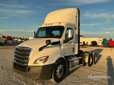 2020 Freightliner Cascadia 116 6x4 Cabeza Tractora Cabina Corta
