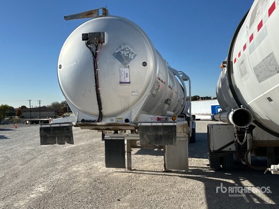 2011 Heil MC407 T/A Tank-Anhänger