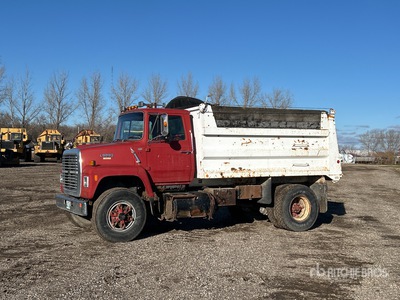 1988 Ford L9000 2-Achs Kipper-Lkw