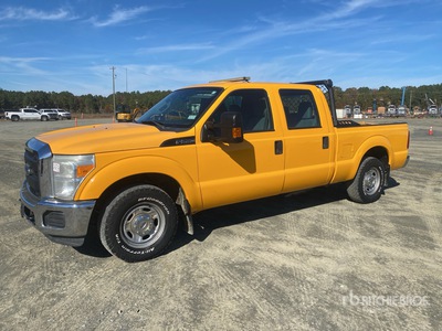 2015 Ford F-250 4x2 Crew Cab Pick Up