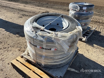 Quantity of (2) Boto BT668 385/65R22.5 إطارات المعدات (Unused)