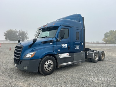 2021 Freightliner Cascadia 126 6x4 T/A Sleeper Truck Tractor