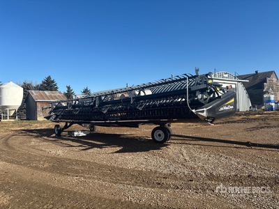 2012 MacDon FD70 40 ft Flex Draper Combine Header