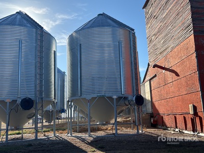 Goebel +/- 3340 bu Grain Bin