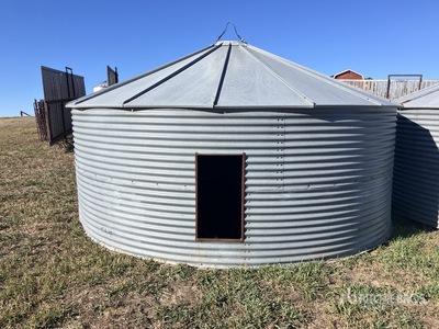 14 Ft Livestock Shelter