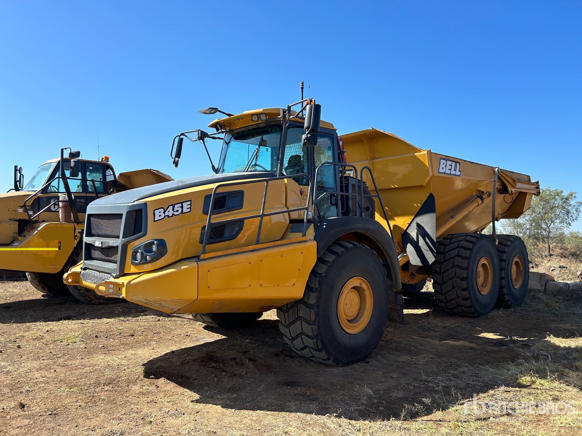 2023 Bell B45E を見 Articulated Dump Truck